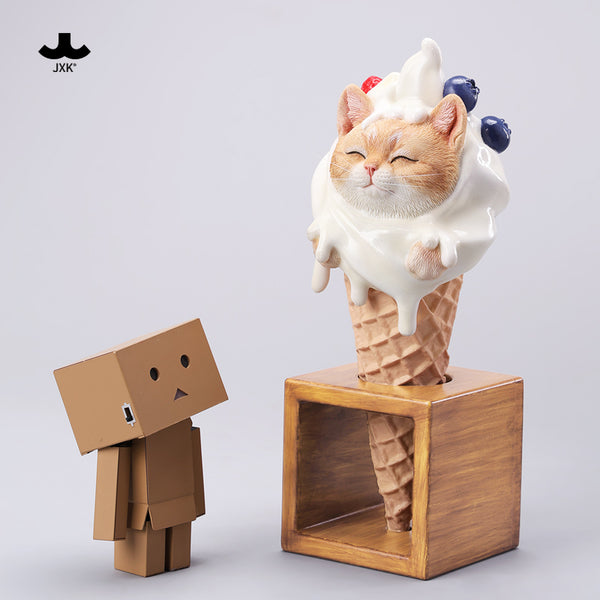 JXK 甜筒貓 Kitty Cone Figurine