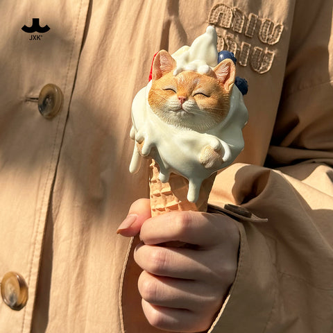 JXK 甜筒貓 Kitty Cone Figurine